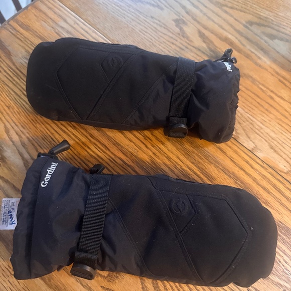 Gordini Accessories - Gordini 700 fill goose down Black Winter Mittens size medium